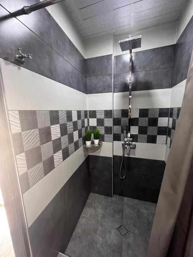 Comfortable Apartment Комфортные Апартаменты Self Check In Erivan Exterior foto